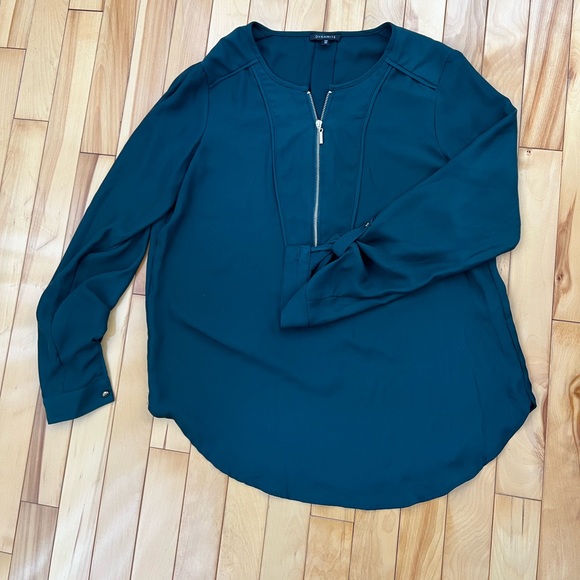 Green emerald blouse - Picture 2 of 2